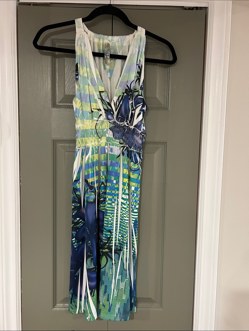 Voli Women's Sleeveless Blue Green Floral One-Piece Dress